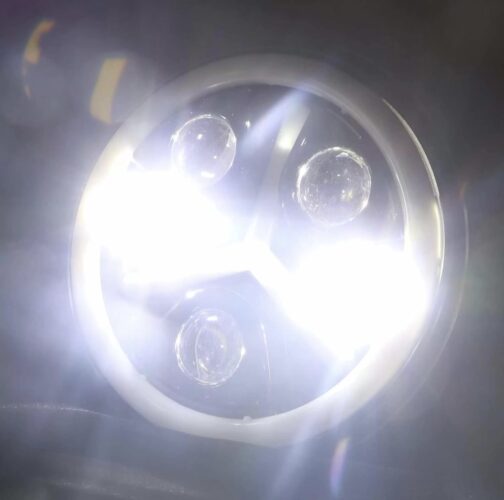 MERCEDES HEADLIGHT - Image 3